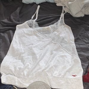 Medium hollister shirts